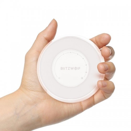 BlitzWolf® BW-LT22 Radar-sensing Led Night Light Lithium Battery with Radar Induction, Touch Dimming, Stylish Design and Comfortable Handling