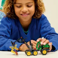 LEGO® Technic: Μηχανή υλοτομίας με τροχούς John Deere 1470H 42218 #5